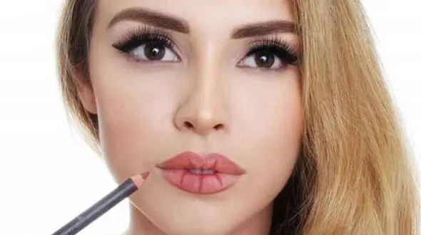 آموزش کانتورینگ لب در سه سوت+آموزش