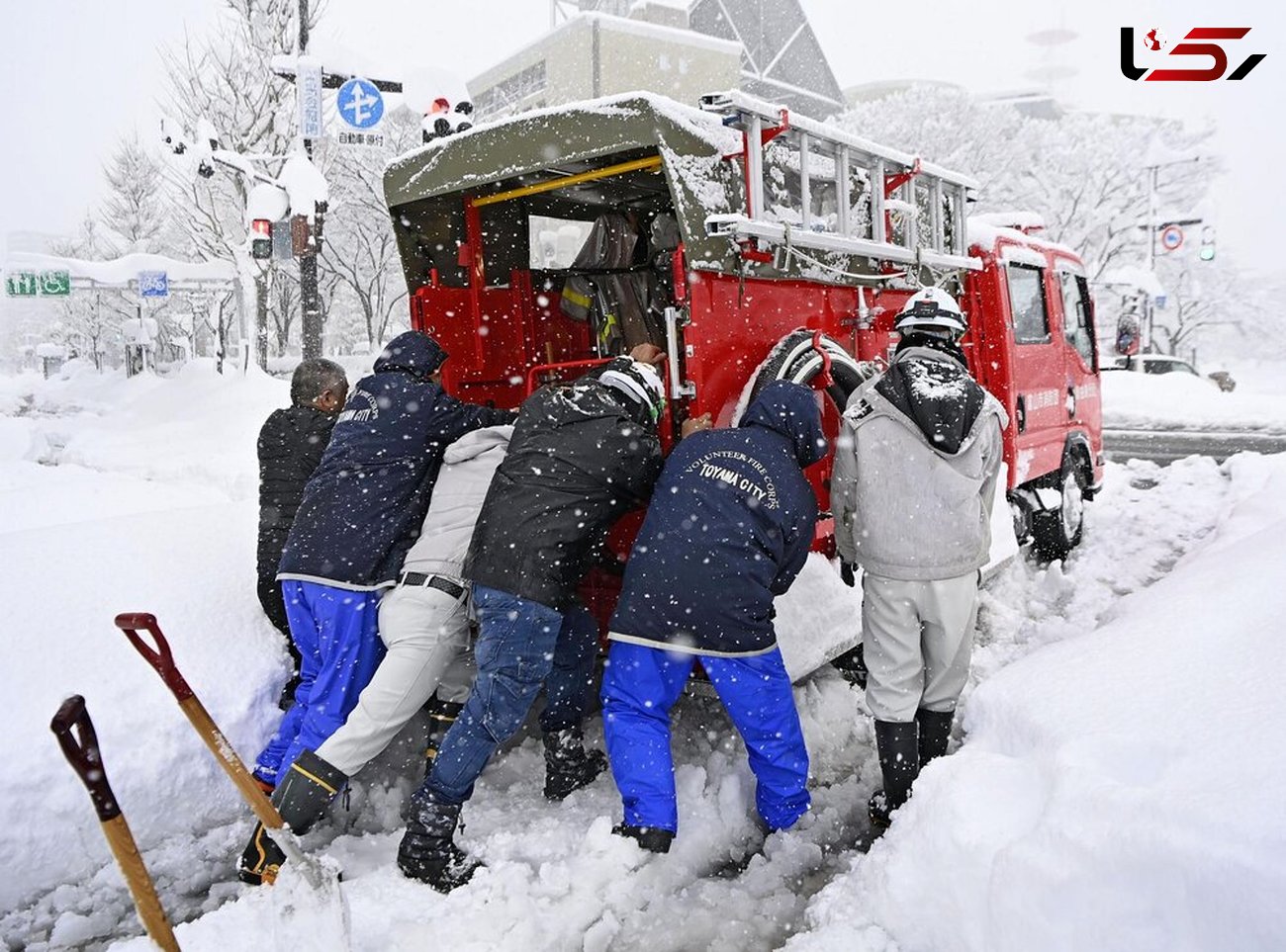 13 dead, hundreds injured as record snowfall blankets Japan 
