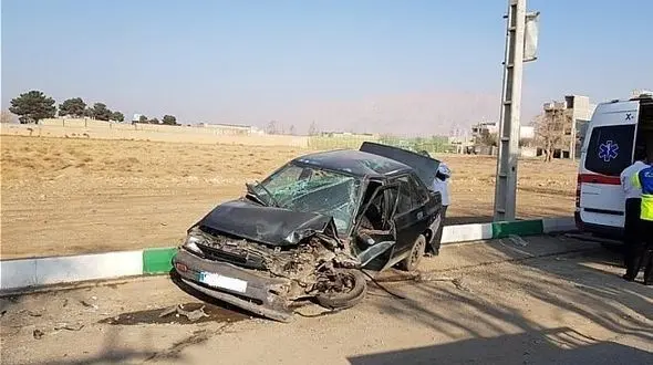 متلاشی شدن پراید پس از تصادف شدید با وانت + عکس