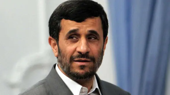  احمدی نژاد قانون گرا شد ، یادش افتاد که قانون اساسی هم هست ! 