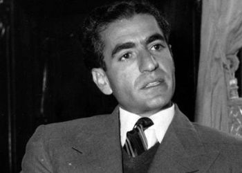 سفر در ایام / عکس  «محمدرضا پهلوی بعد ترور  روی تخت بیمارستان» /  سال 1327 