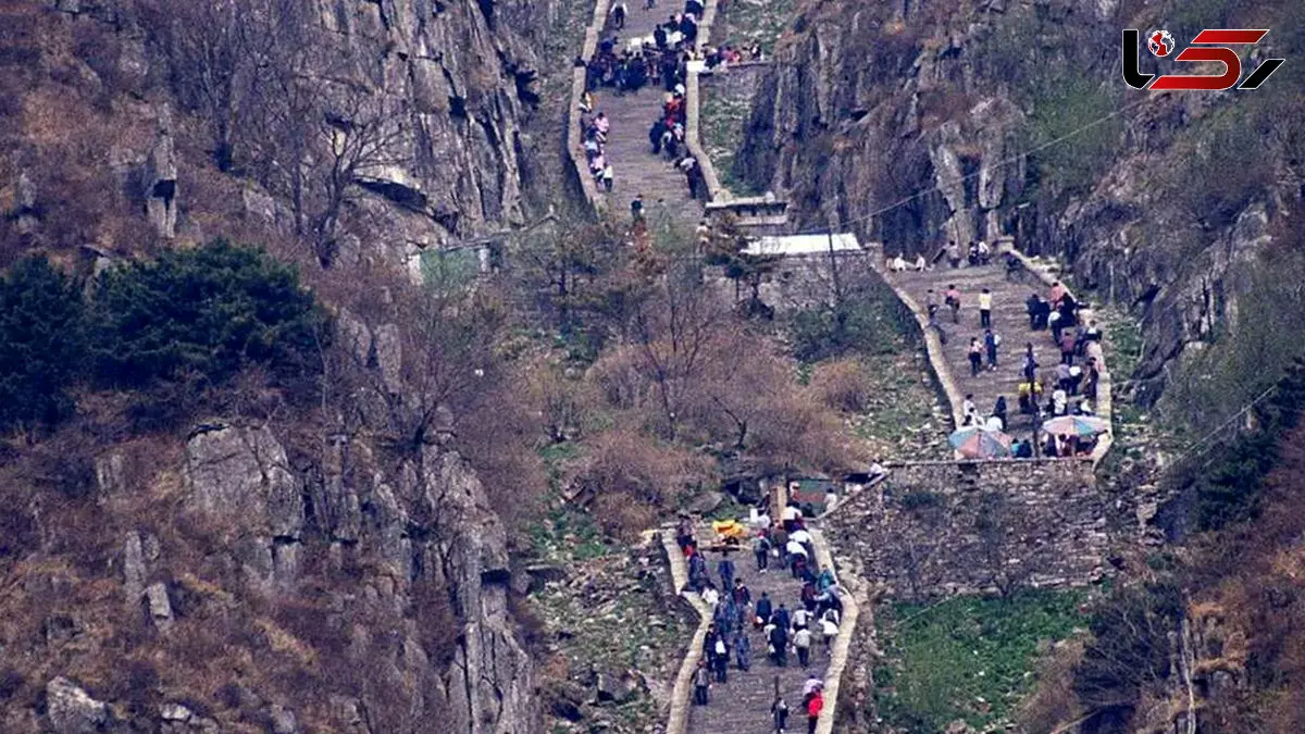 وضعیت جسمانی و روحی بازدیدکنندگان پس از صعود به کوه تایشان + فیلم