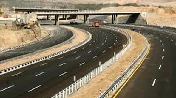 بهسازی 25 درصد آزادراه کاشان- نطنز-اصفهان/عوارض آزادراهی افزایش می یابد؟