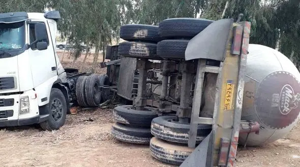 پراید تانکر گاز را در شیراز دو نیم کرد ! + عکس