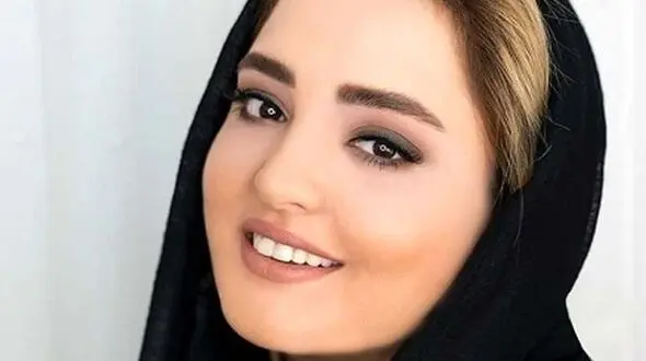 نگاهی به خونه زندگی نرگس محمدی بازیگر سریال ستایش و علی اوجی/ مبلمان اعیانی، شومینه اعیانی، گچبری های زیبا، آباژور رومیزی، گلدان دست ساز و... + عکس ها