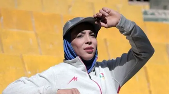 فیلم  سهیلا منصوریان با صدای زیبای امیر مقاره: هزار بارم زمین بخورم خودم رو میتکونم میگم زندگی سلام من همون بچه پرویی هستم که..