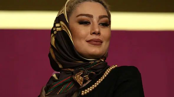 سحر قریشی با آرایش غلیظ + عکس