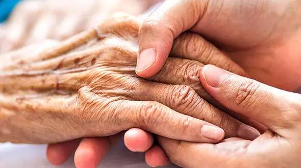  10 تا 15 درصد از سالمندان افکار خودکشی دارند / آمار افسردگی سالمندان در ایران نگران کننده است