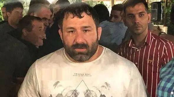 هانی کرده با اصابت  2 گلوله پلیس بازداشت شد/ در قهوه خانه ای در تهران رخ داد