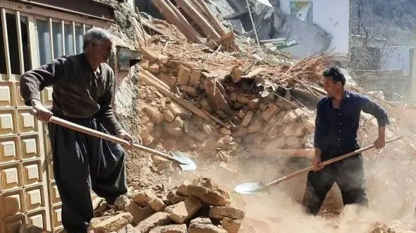 10 کشته و زخمی در انفجار هولناک یک خانه در کامیاران / کودک 3 ساله کشته شد