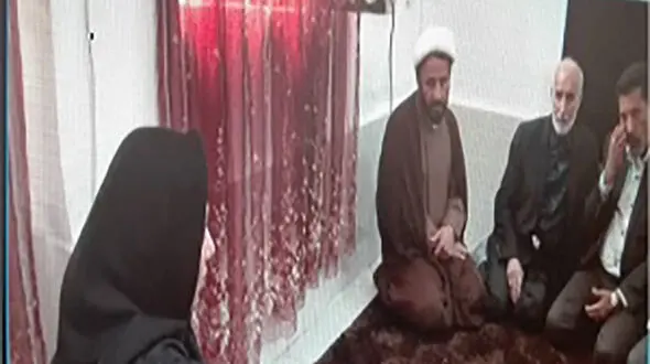 دیدار مسئولان با خانواده یکی از جانباختگان نا آرامی های آبان