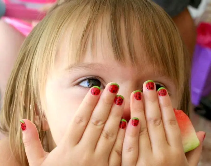 مدل ناخن شب یلدا بچه گانه