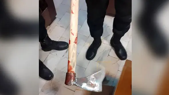 پسر 14 ساله پدرش را با تبر کشت + جزییات