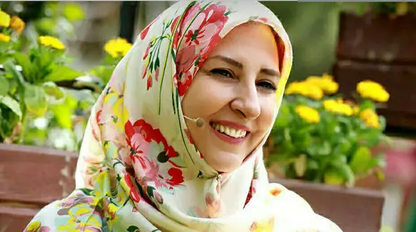  مرجانه گلچین: خانم بازیگرها اگر پارتی شبانه نروند، بیکار می مانند + عکس