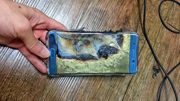 انفجار گلکسی نوت 7 داخل هواپیمای مسافربری