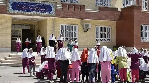 مدرسه فروشی دولت رئیسی برای جبران کسری بودجه ! / بیشترین مدارس مولدسازی در خوزستان و بلوچستان + تصویر
