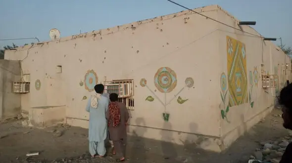 برخورد یک راکت به روستای علی آباد بگان + عکس
