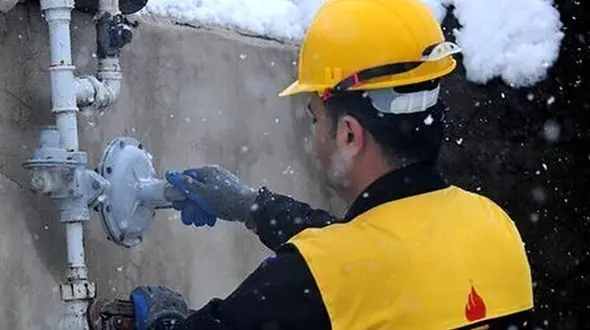 قطع گاز ۵۳ هزار مشترک بدمصرف با دستور رئیس جمهور + فیلم