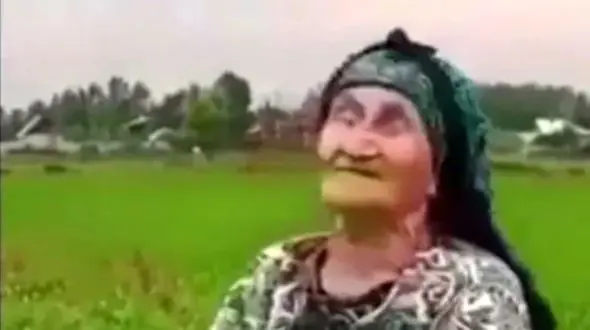 فیلم آواز محلی مادربزرگ پیر عشایری با صدای جانسوز / دلت میخواد زنگ بزنی بگی فقط بخون