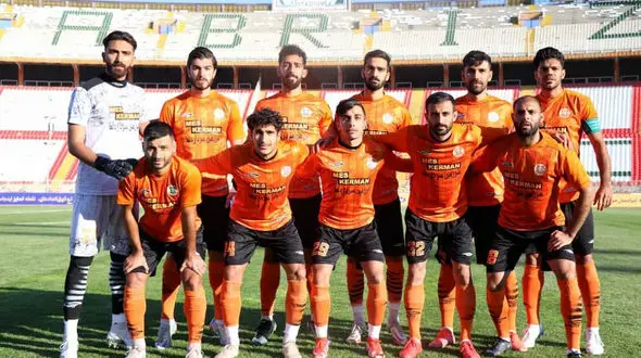 تیم لیگ برتری زیر ذره‌بین ؛ بازیکن کلمبیایی تست پزشکی داد اما هنوز توافق نکرده / اردوی ترکیه قطعی نیست