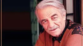  عکس  سفر زمان /  «منوچهر نوذری» در کنار بزرگان دوبله ایران و در یک رستوران؛ سال 77 