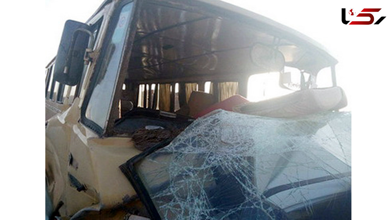 14 زخمی در تصادف مینی بوس زائران عراقی