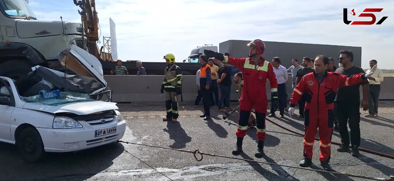 تصادف مرگبار کامیون با ریو در جاده قزوین + عکس دلخراش