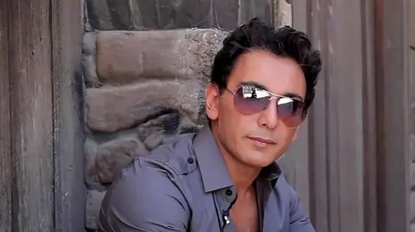 دانلود آواز باشکوه  شادمهر عقیلی ! / آهنگ  اومدی از پشت ابرا !