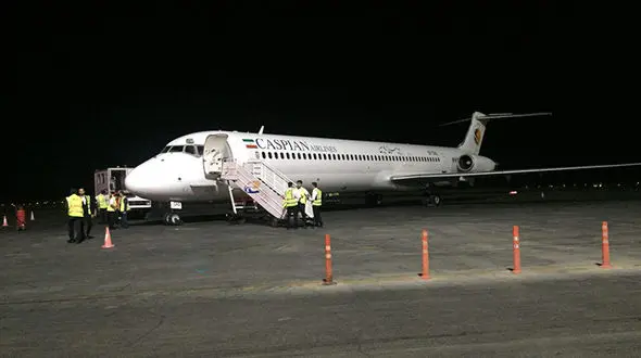 برخورد خودرو به هواپیما در فرودگاه اهواز