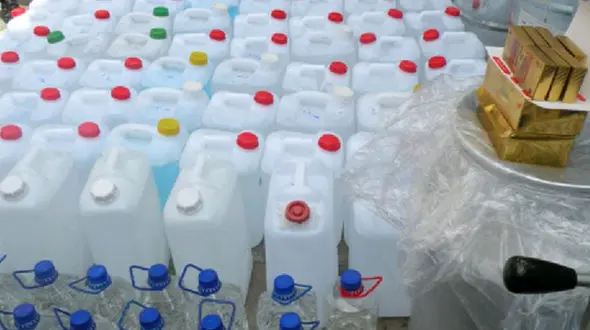 کشف محلول های ضدعفونی غیر مجاز در کرمان 