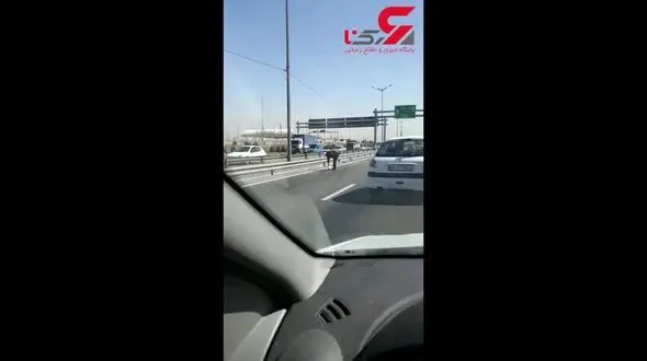 اقدام زیبای مامور پلیس راهور در اتوبان آزادگان + فیلم