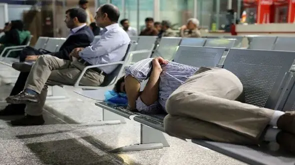 سرگردانی مسافران برای رزرو هتل
