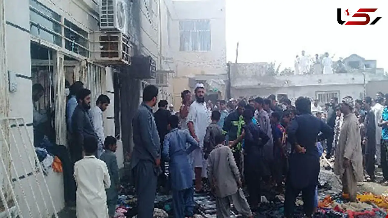 آتش سوزی در پاساژ بزرگ/عملیات پرخطر هنوز ادامه دارد + تصاویر 