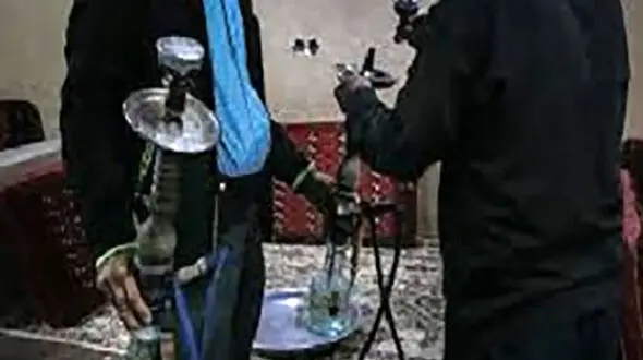 بازداشت 3 صاحب قهوه خانه ها پس از پلمب مغازه هایشان