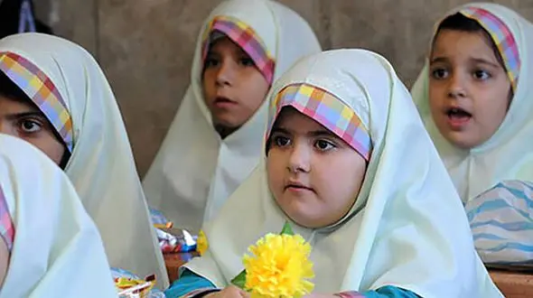 سخنگوی آموزش و پرورش: باید منتظر ۳ شیفت شدن مدارس باشیم/ در 1420 کشور با 25 درصد نیروی انسانی اداره خواهد شد