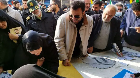 حضور سردار منتظر المهدی در راهپیمایی 22 بهمن + عکس