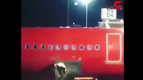 جابه جایی عجیب چمدان‌های مسافران توسط مامور بی اعصاب فرودگاه + فیلم 