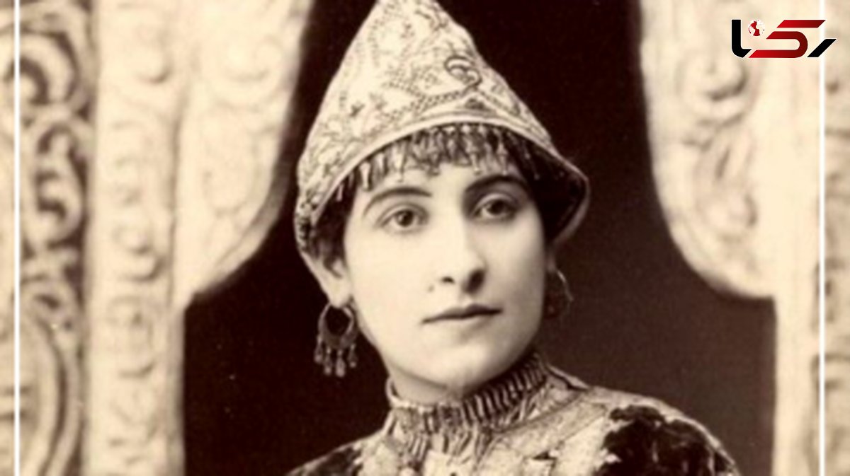 نقاشی جالب ناصرالدین شاه قاجار از زیباترین زن حرمسرایش با موهای گل زده و لباس بلند در حوضخانه/ شاه قاجار باینکه ناخوش بوده ولی همچنان ذوقش بجا بوده ...
