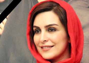 عکس خانوادگی زنده‌یاد ماهچهره خلیلی در کنار کنار مادر و خواهر / روحش شاد
