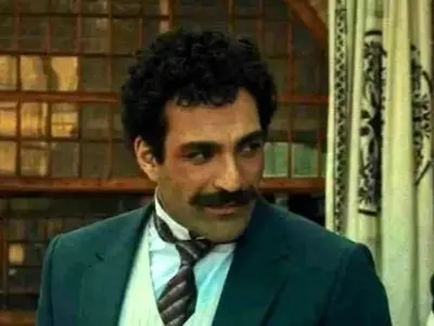 خاطره تلخ طلاق پدر و مادر حمید صفت بازیگر سریال بامداد خمار/ یه زمانی را با نامادری زندگی میکردم.../یه سری رفتارای عجیب و غریب داشت.... میگن هیچ خاطره حوشی از بچگیت نداریم...!