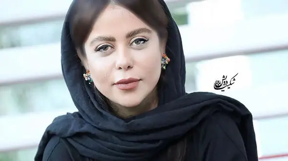 عکس پربازدید خانم بازیگر برای موتورسواری