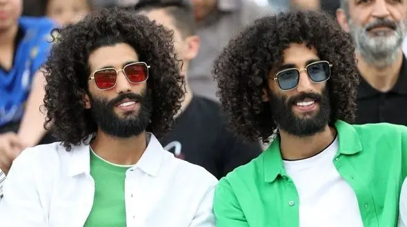 عکس / نگاهی به چیدمان شلوغ خانه رحمان و رحیم سریال پایتخت/ از مبلمان سلطنتی، ساعت پاندولی، تابلو وان یکاد تا تردمیل  فقط توی یه اتاق