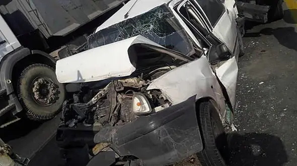 تصادف ۲ خودرو سواری در دزفول یک کشته و ۱۰ مصدوم برجا گذاشت