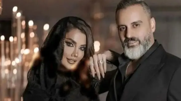 فیلم / یادی کنیم از  مراسم ختم باشکوه و مجلل پدرزن علیرام نورایی مجری مردان آهنین / رونمایی صبا تاجیک  از تالار مجلل و انواع غذاهای سلف سرویس تا تاج گل‌های اعیانی 