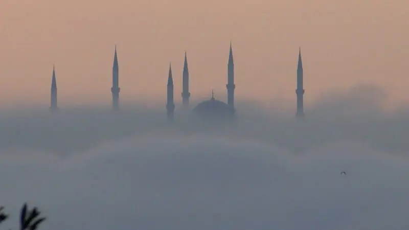 مه غلیظ در استانبول