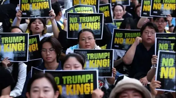 اثرات مخرب سیاست‌های اقتصادی ترامپ بر بازارهای آمریکا