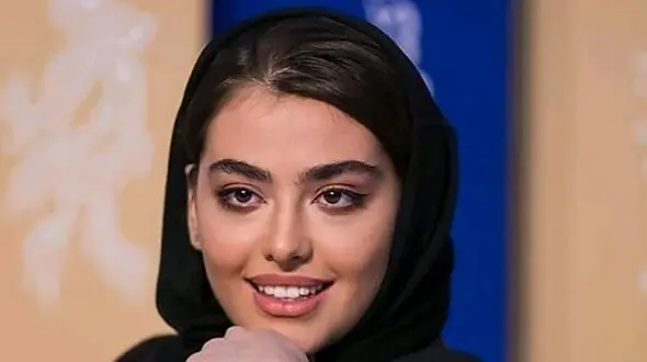 بیوگرافی، حواشی شخصی و عکس های خصوصی ریحانه پارسا + عکس شوهران