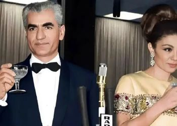 عکس سفر در زمان  / سگ های شاه و فرح پهلوی در کاخ های ایران / از پاکوتاه ها تا ....