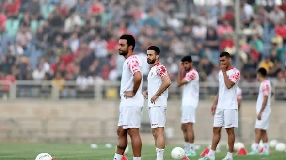 مصاف دوستانه پرسپولیس با پیکان