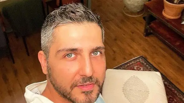 نگاهی به کیک تولد 39 سالگی محمدرضا غفاری بازیگر چشم سبز و جذاب در خلوت و تنهایی +عکس /مبارکاا باشه